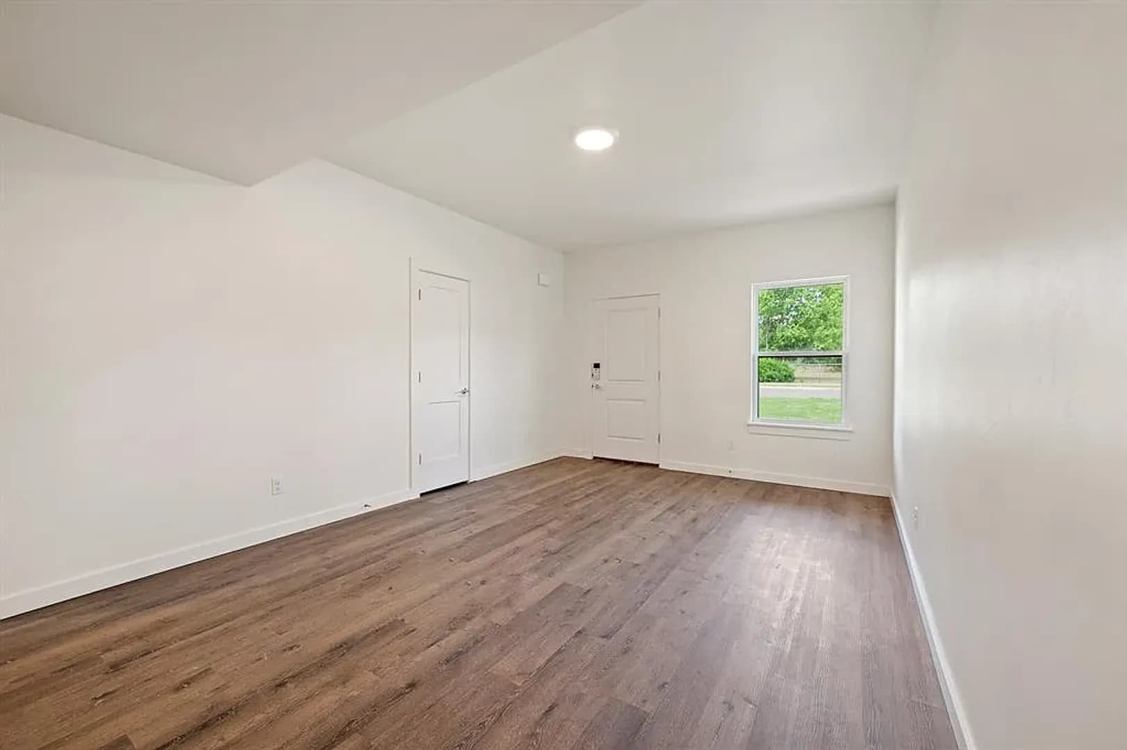 Edmond Townhome: 9 N State Street A