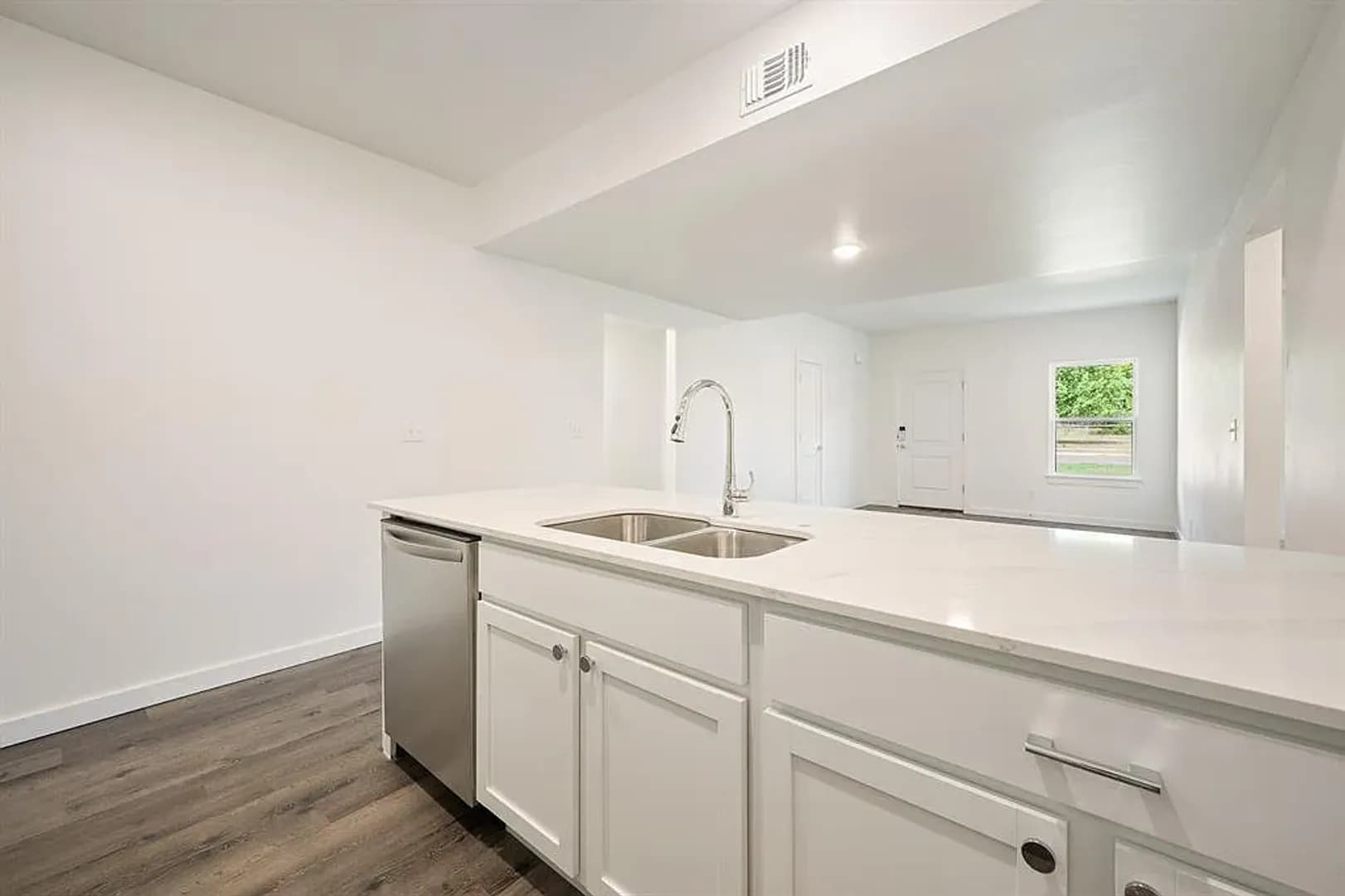 Edmond Townhome: 9 N State Street B