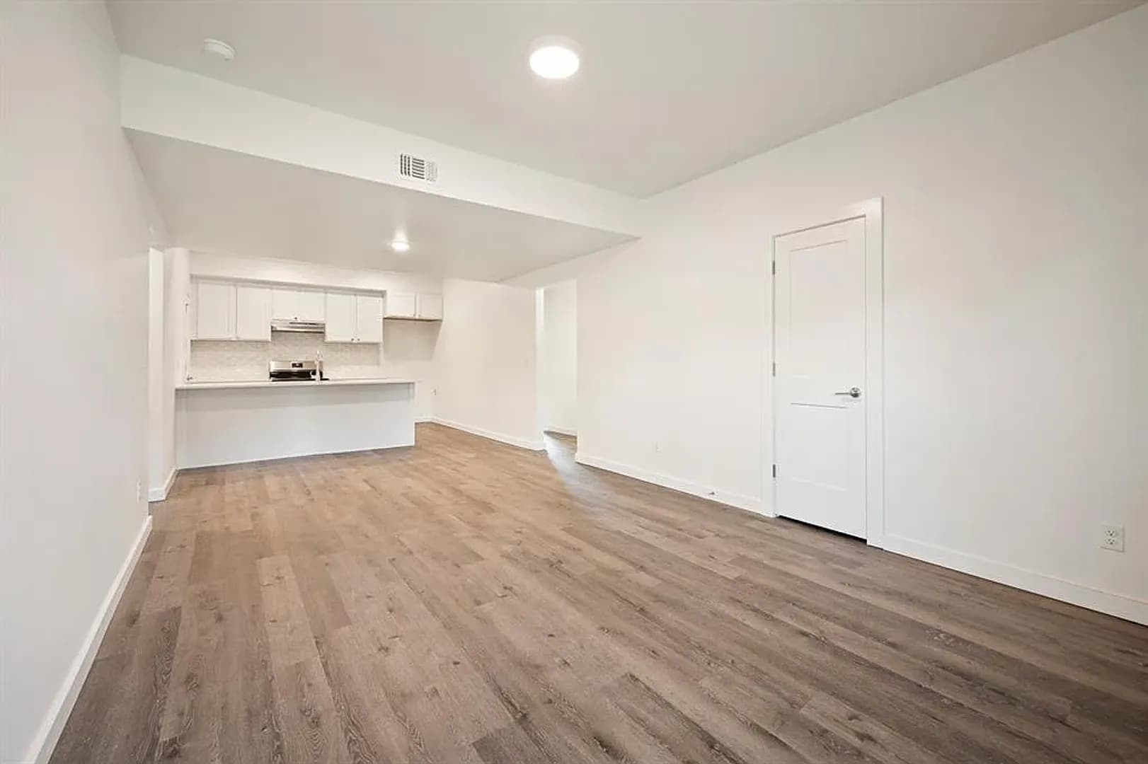 Edmond Townhome: 9 N State Street B