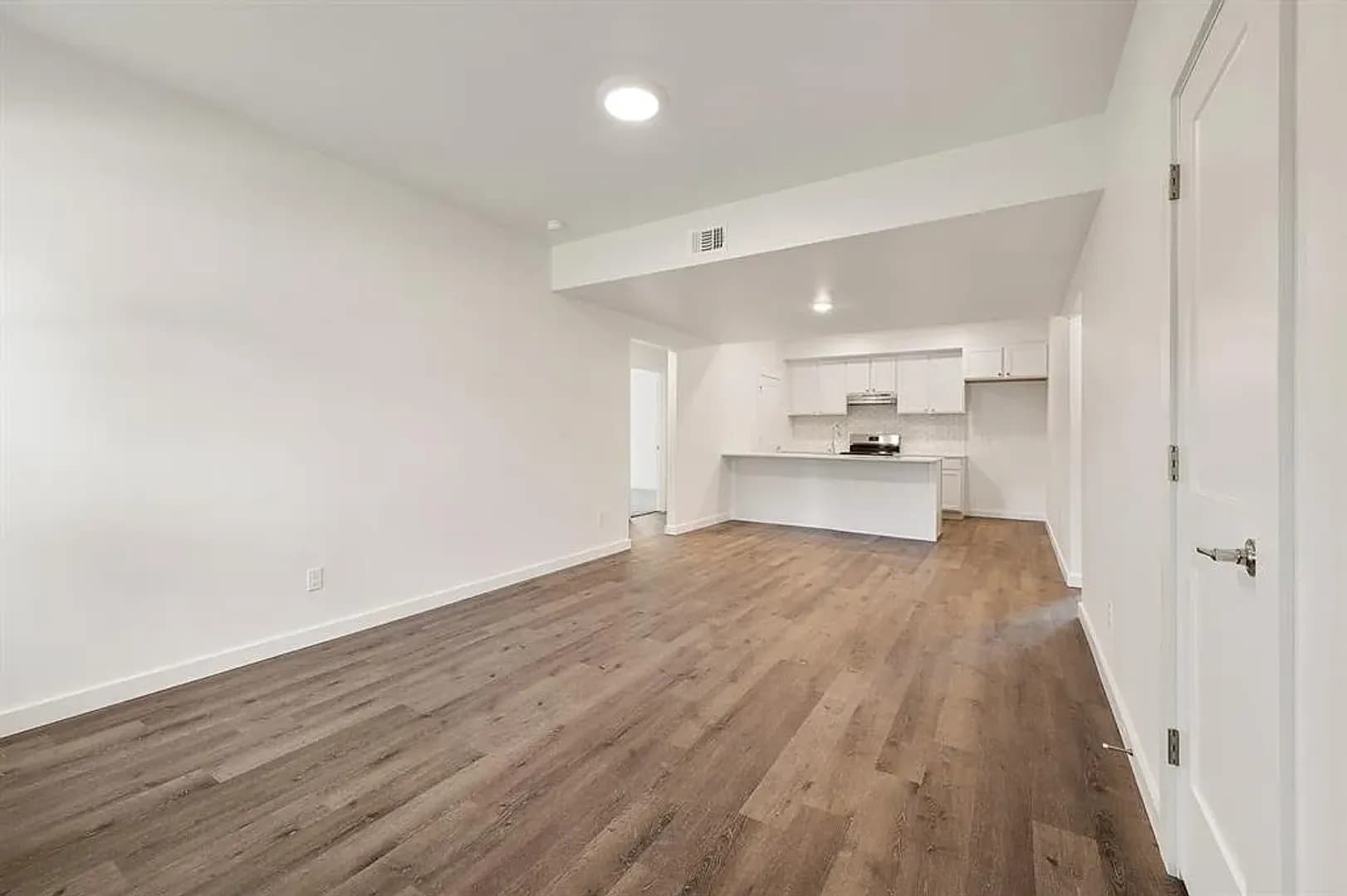 Edmond Townhome: 9 N State Street A