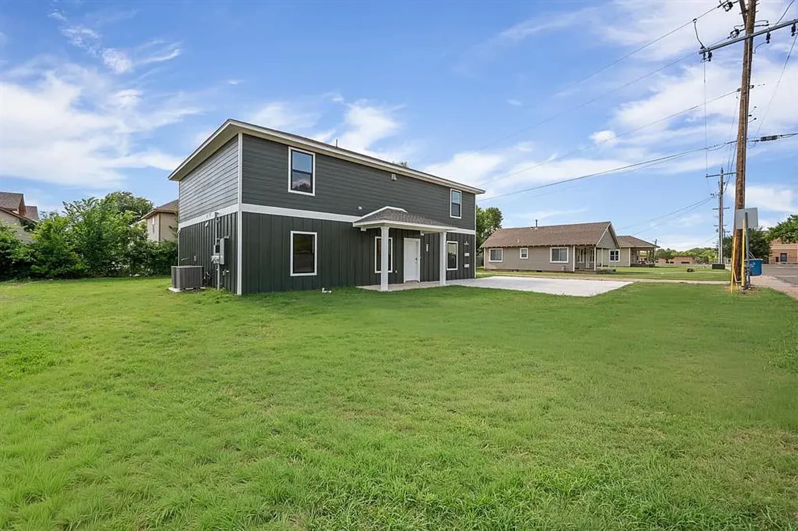 Edmond Townhome: 9 N State Street A