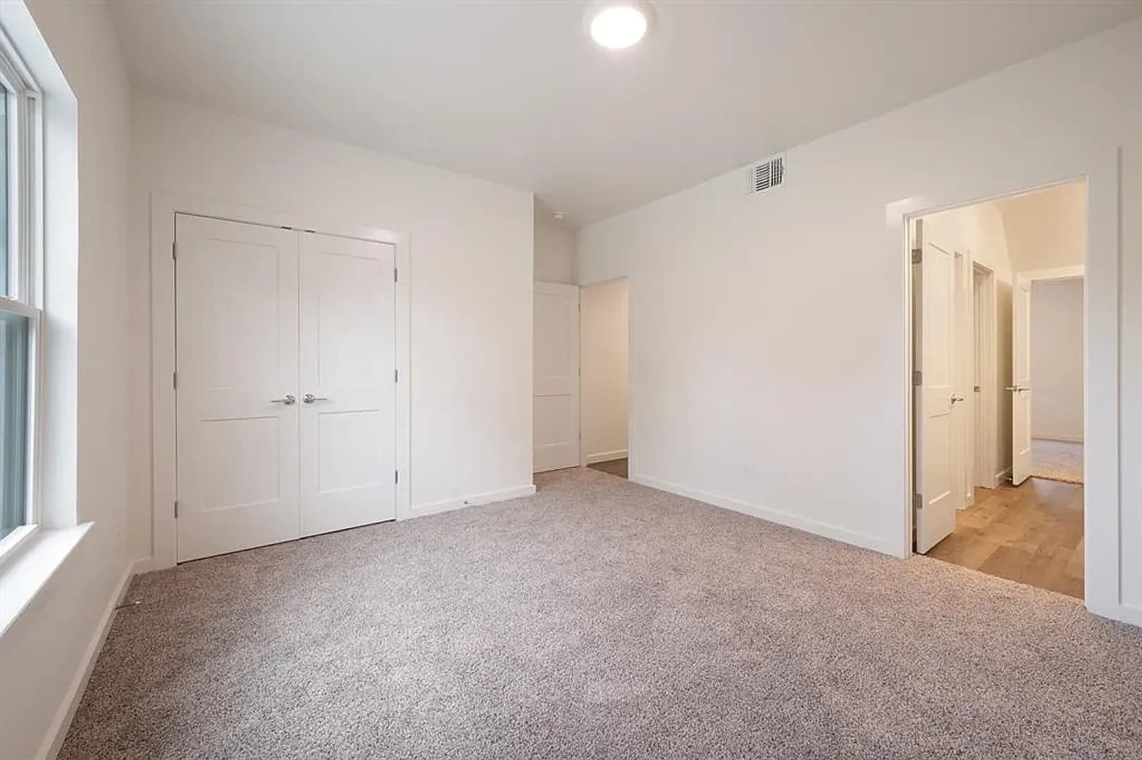 Edmond Townhome: 9 N State Street B