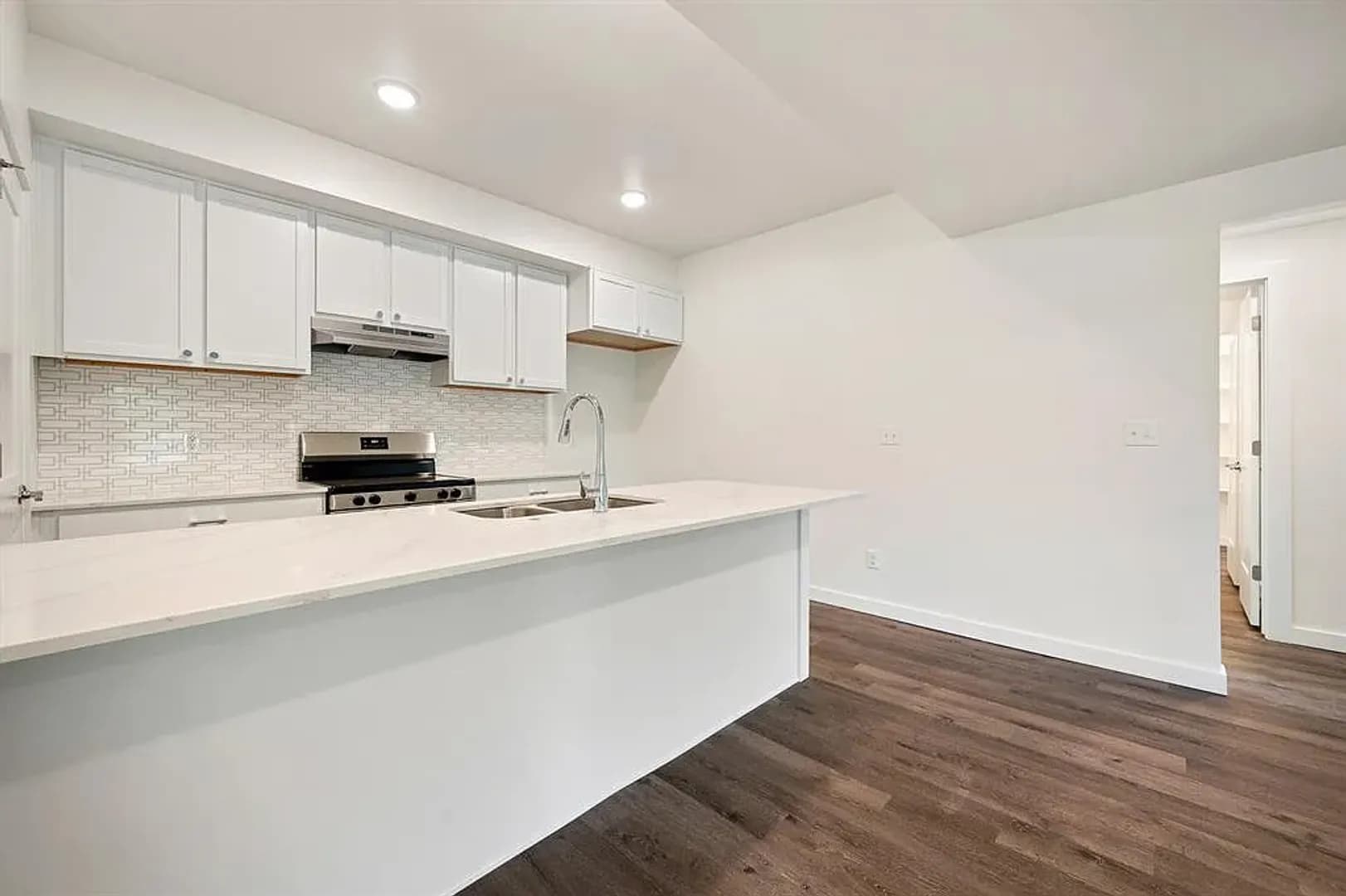 Edmond Townhome: 9 N State Street A