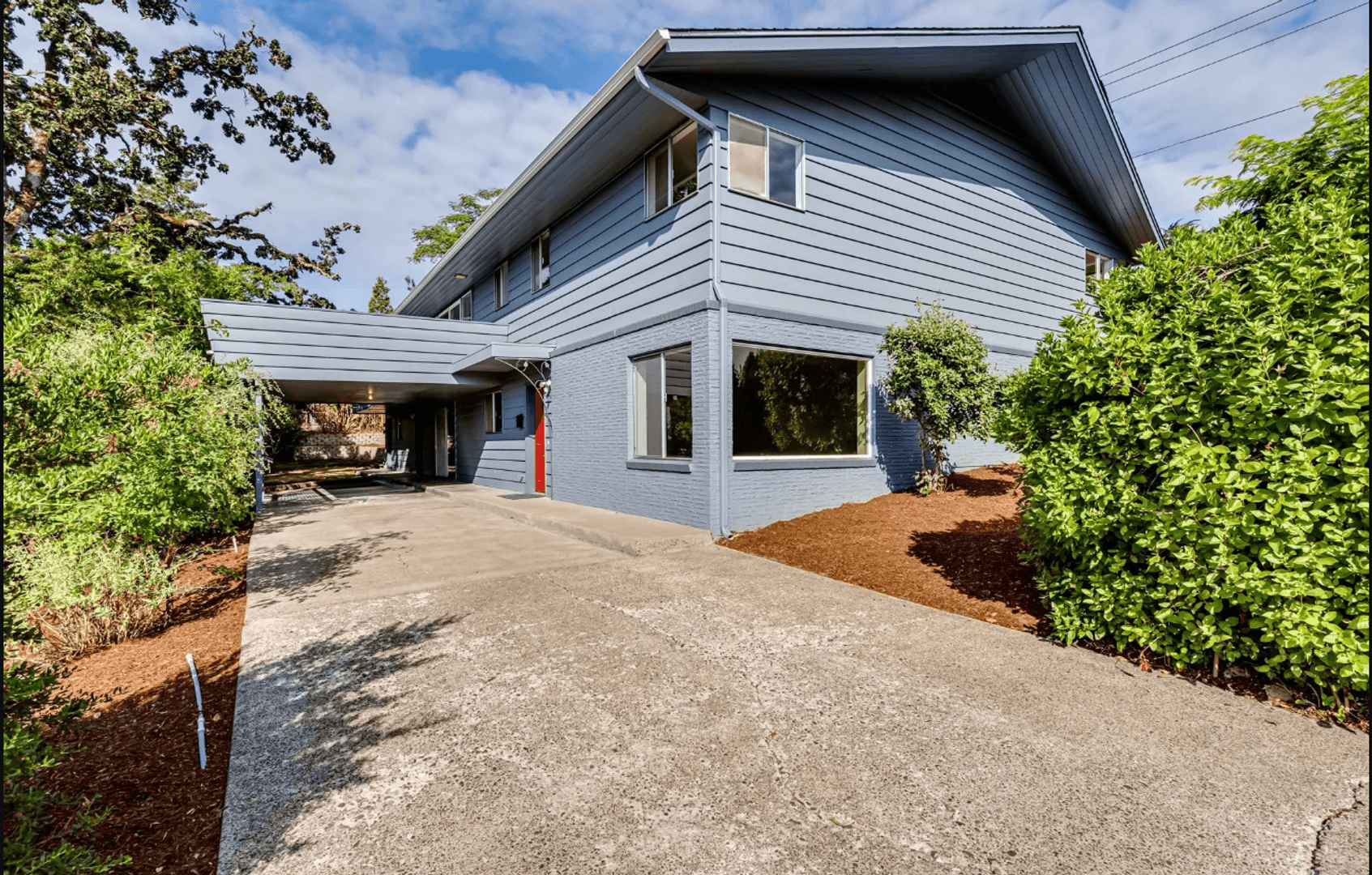 Eugene Apartment: 2710 Lincoln Street