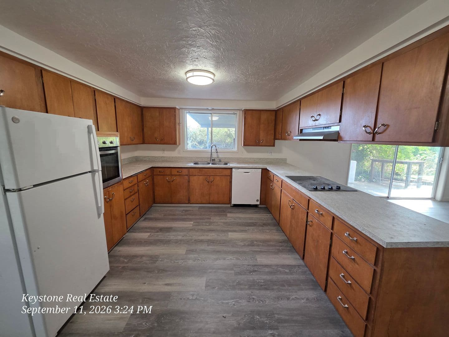 Eugene Apartment: 2710 Lincoln Street