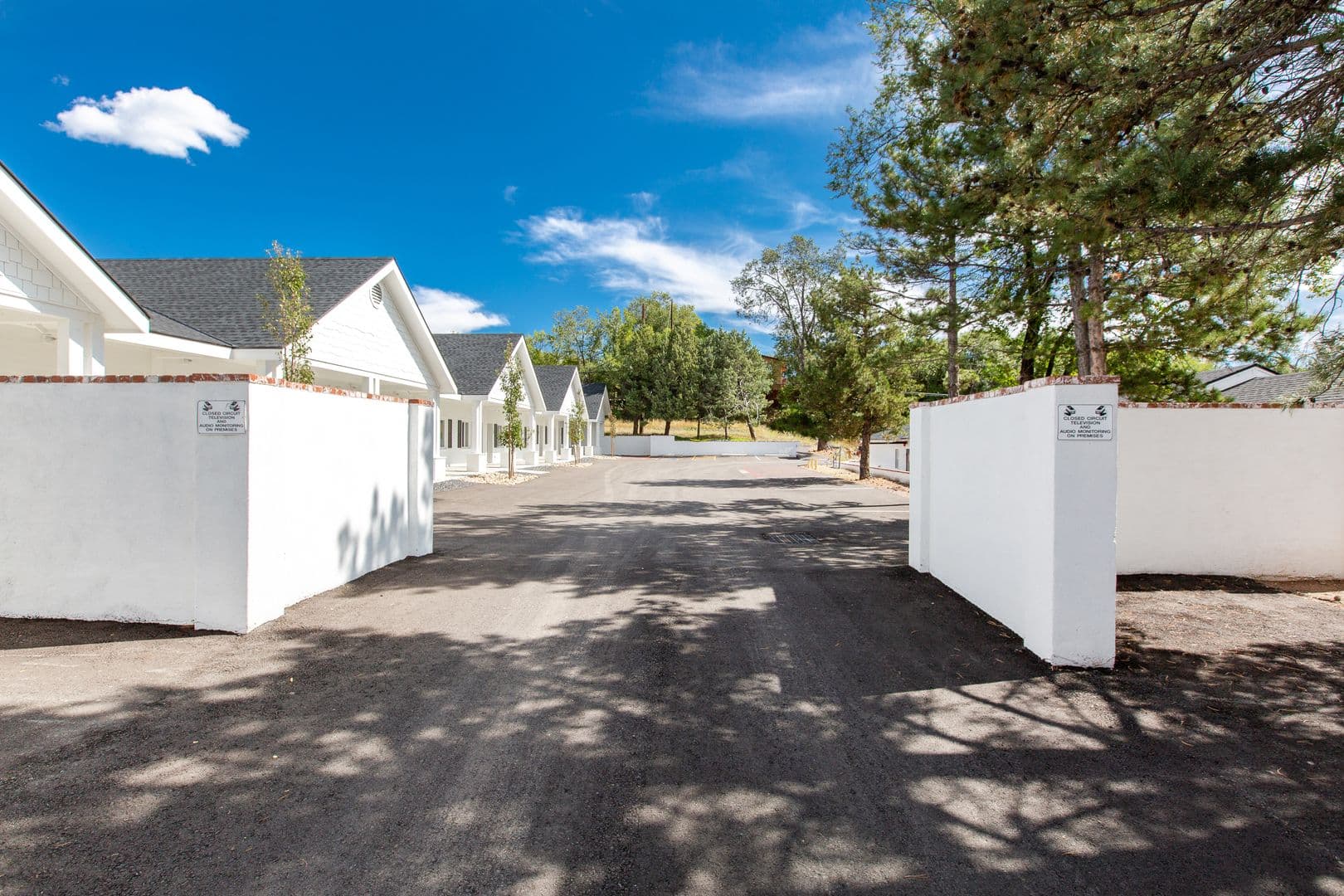Prescott Apartment: 1117 E Gurley Street