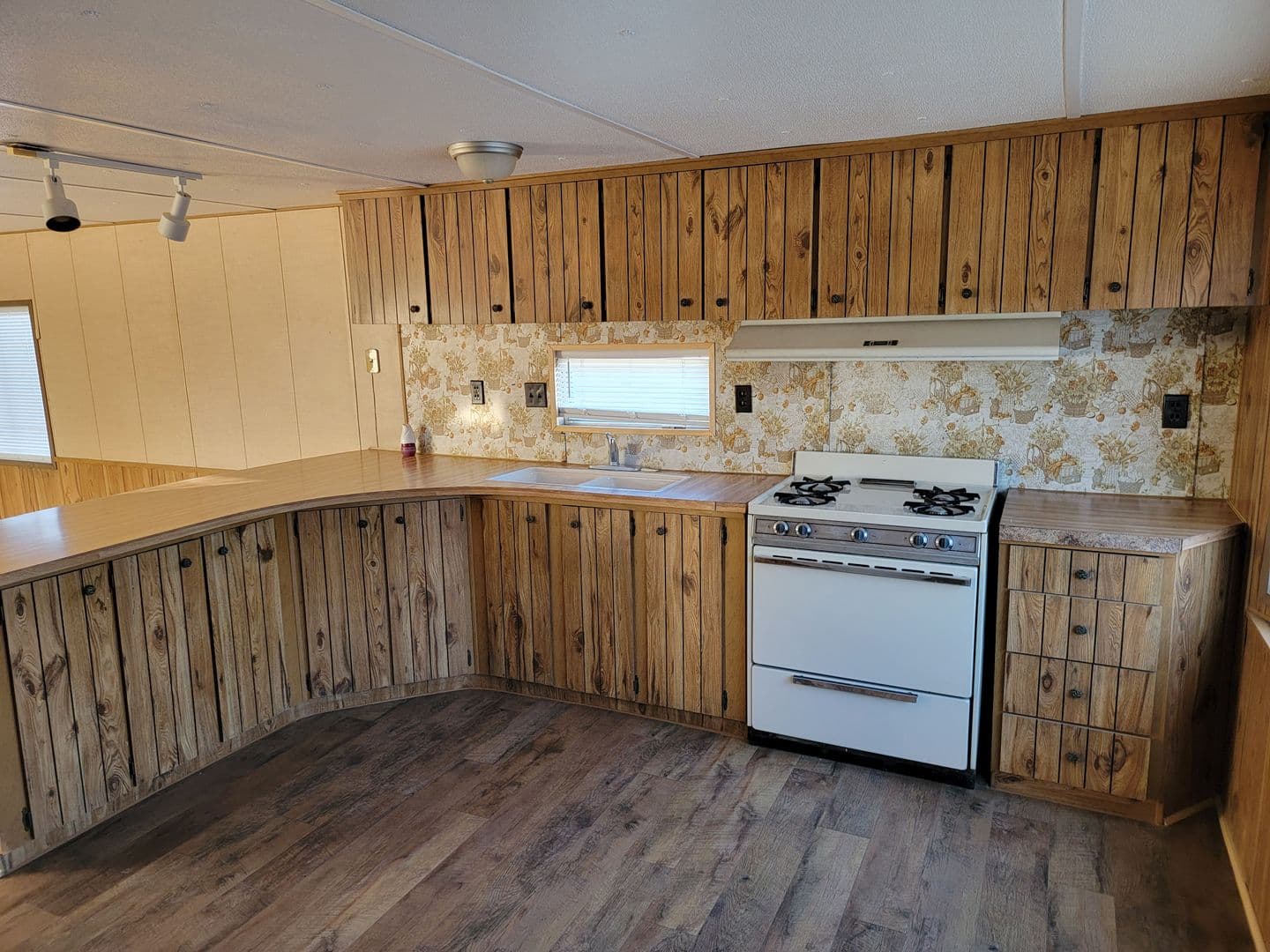 Bullhead City House: 1692 Williams Dr