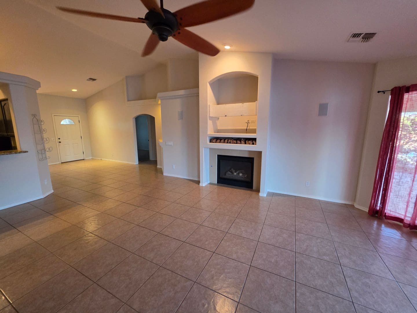 Fort Mohave House: 2021 E Lago Grande Cir