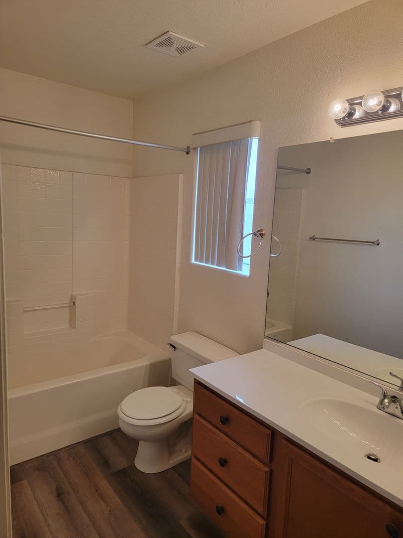 Bullhead City House: 1562 Ash Avenue