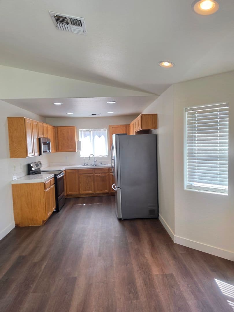 Fort Mohave House: 2086 E. Jamie Road