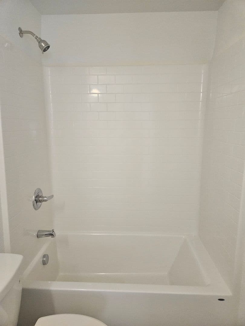 Bullhead City Apartment: 186 Palm Ave.