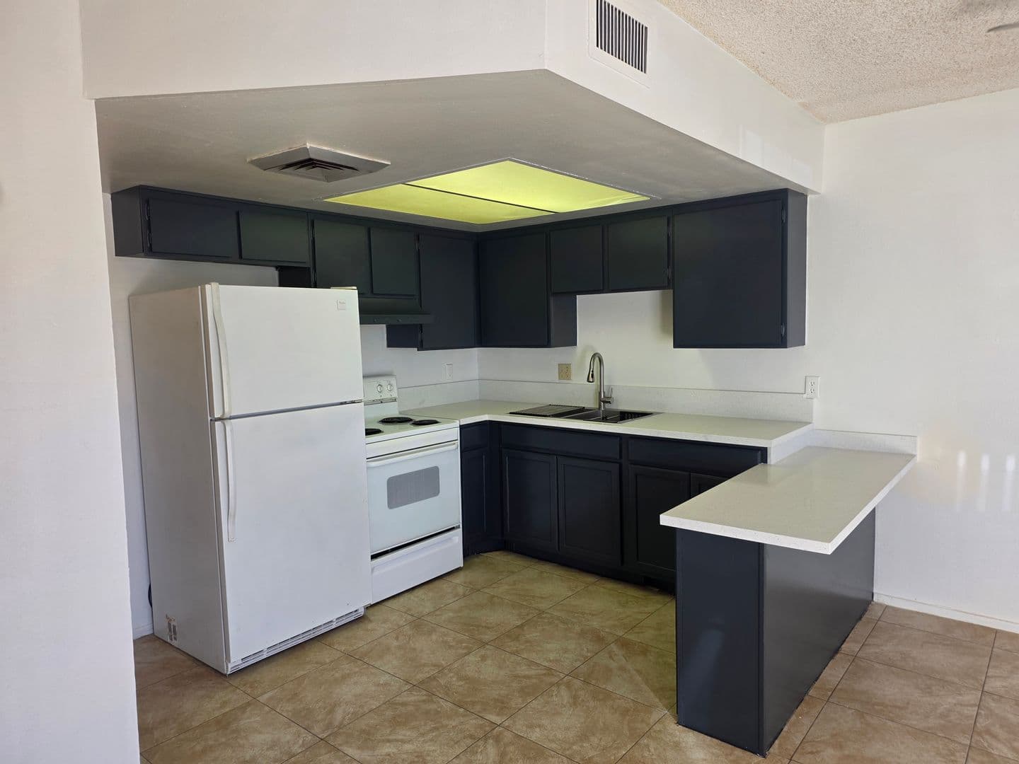 Bullhead City Apartment: 1525 Sierra Vista