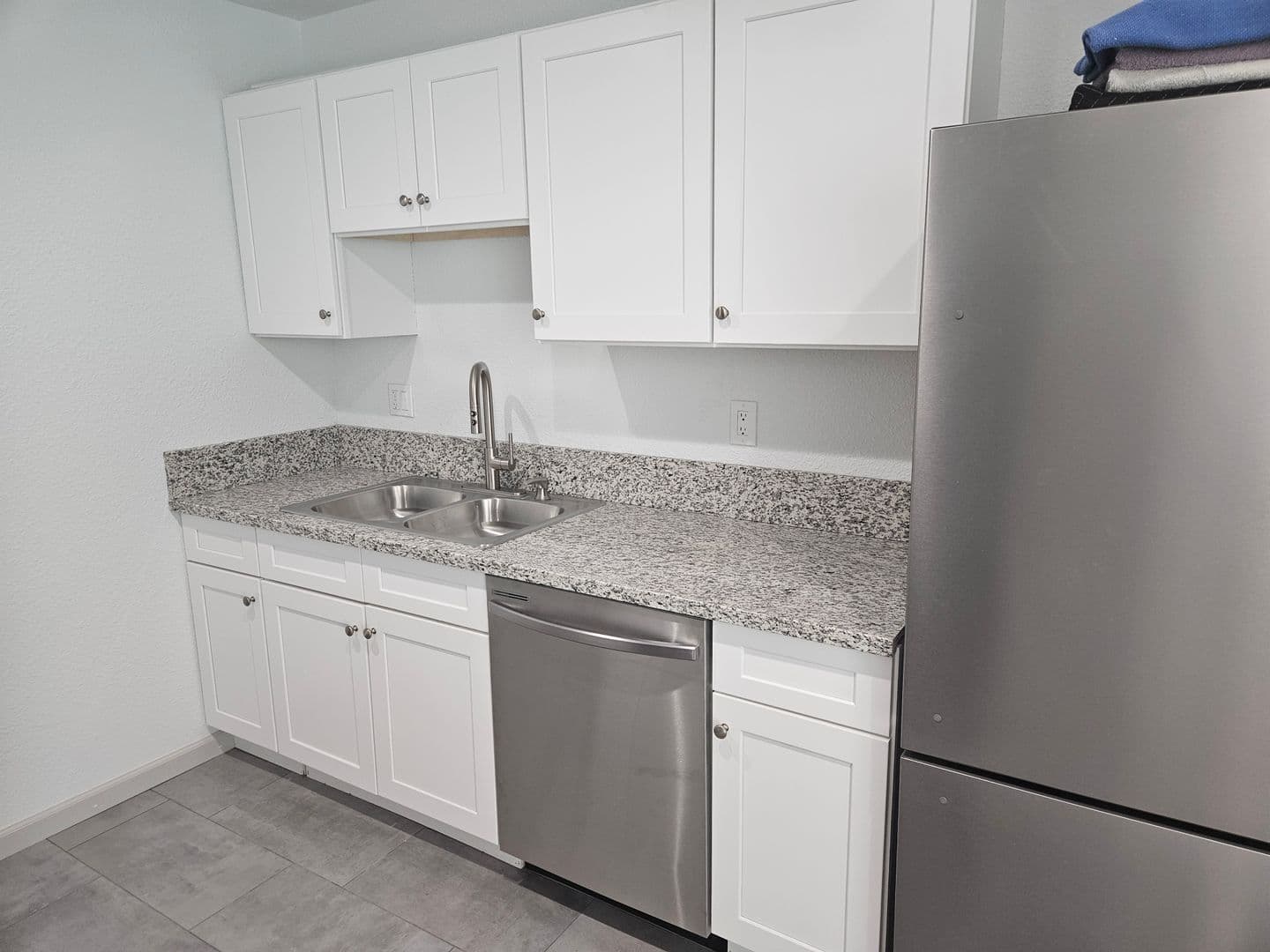 Bullhead City Apartment: 186 Palm Ave.