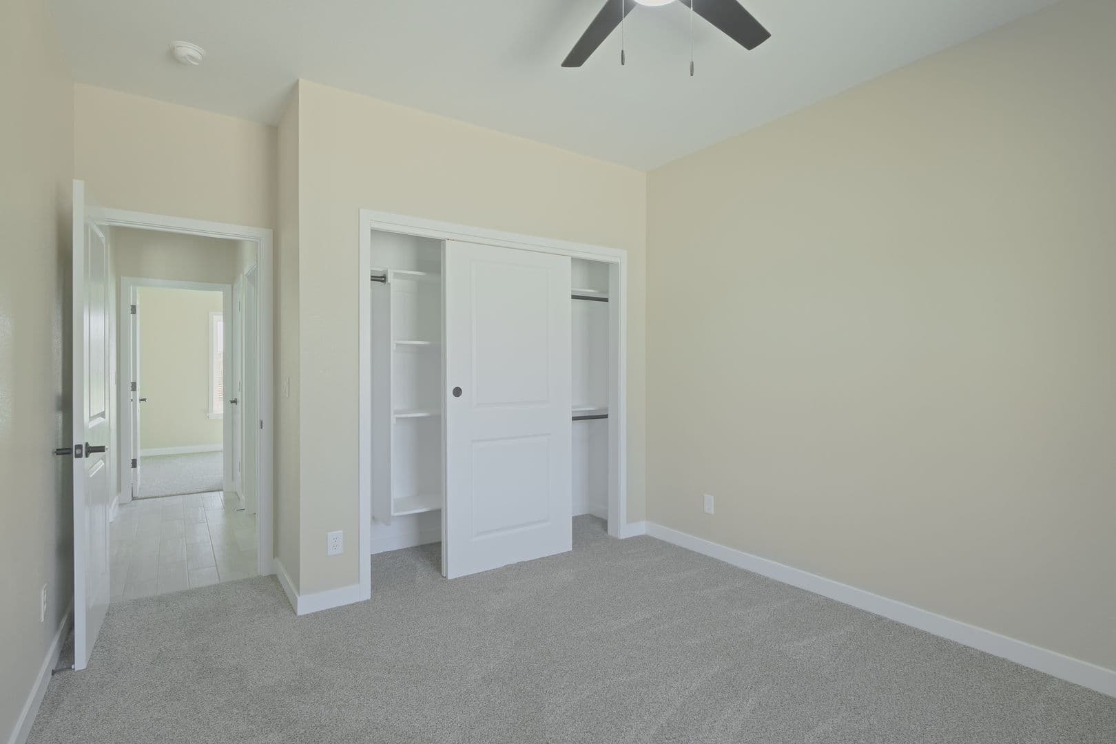 Fort Mohave House: 2213 Hayden