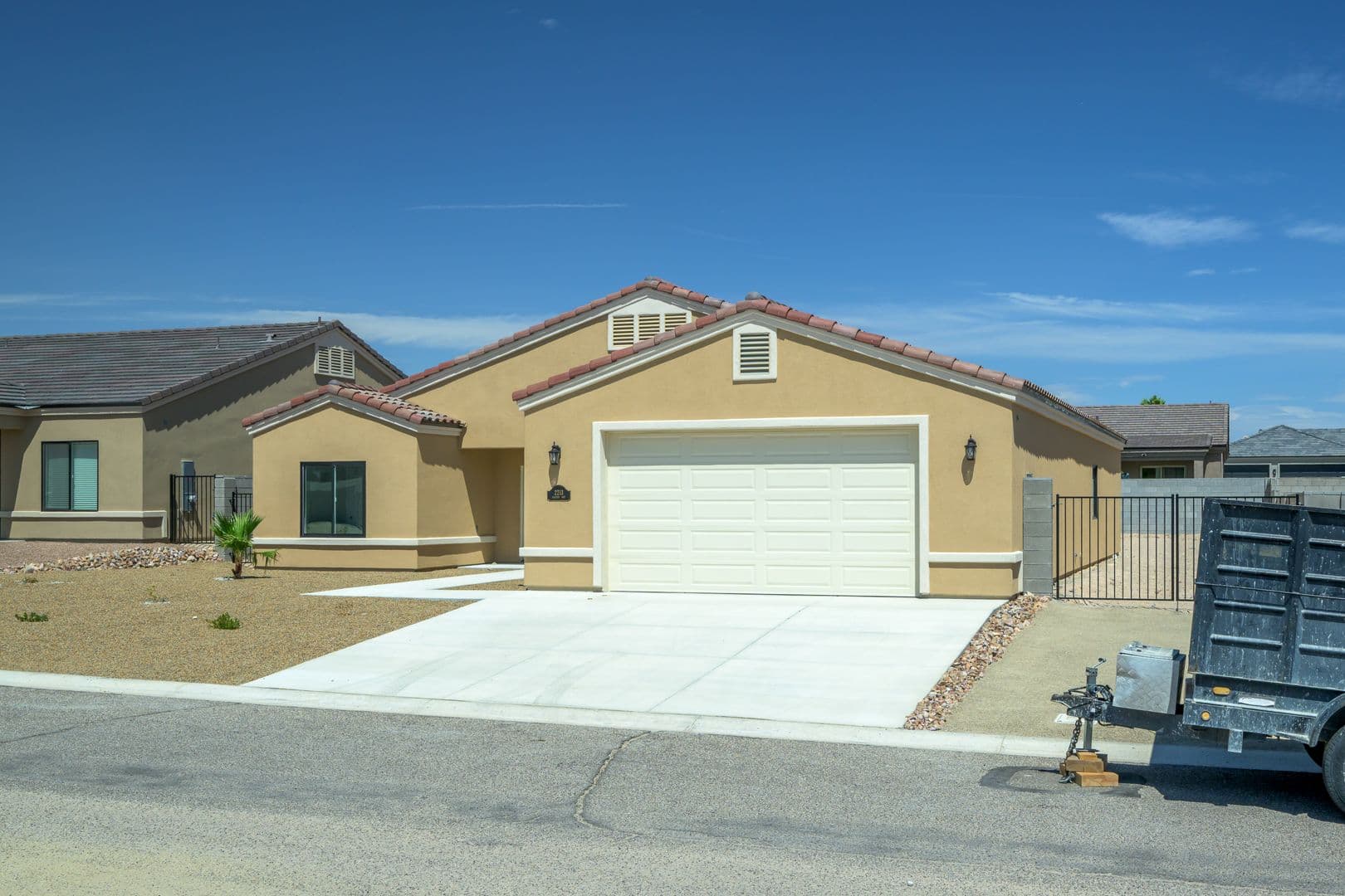 Fort Mohave House: 2213 Hayden