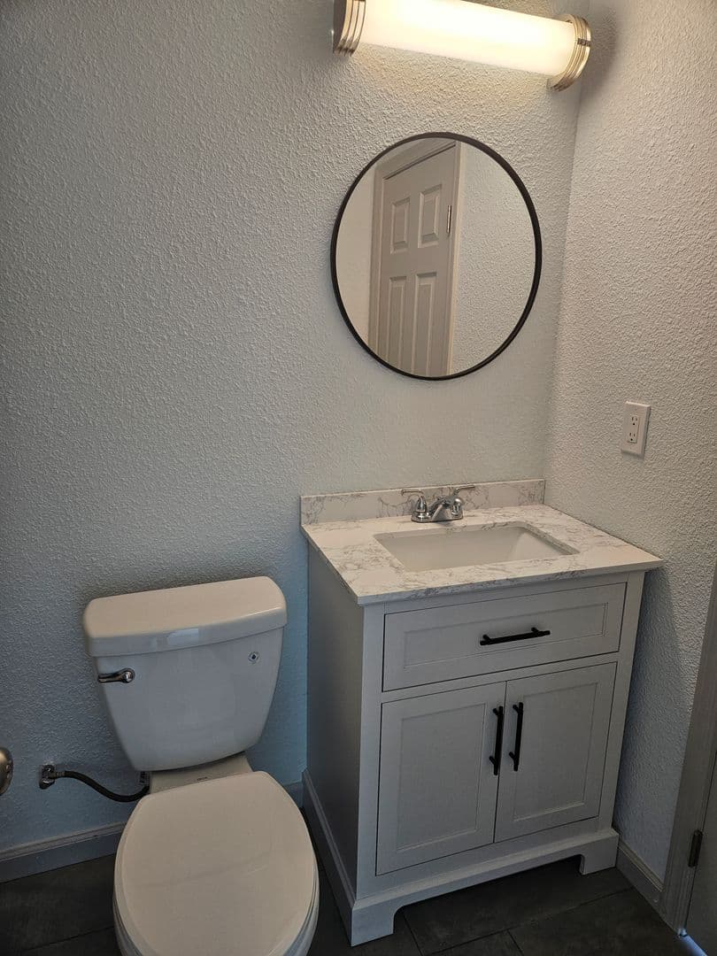 Bullhead City Apartment: 186 Palm Ave.