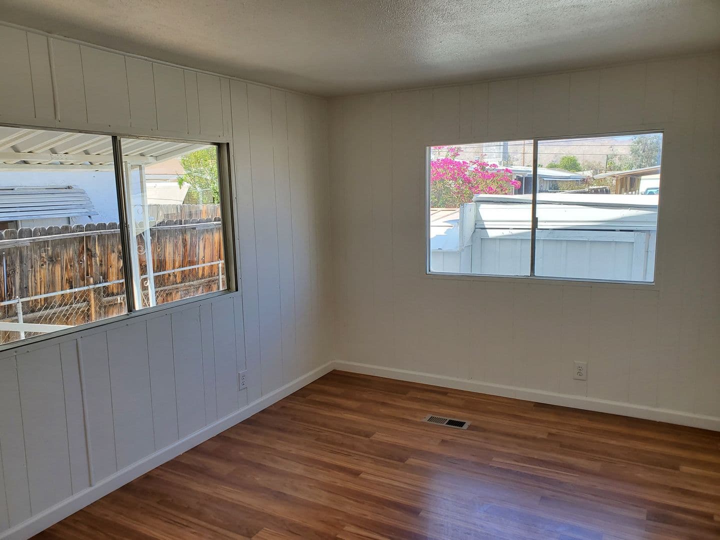 Bullhead City House: 1943 Merced
