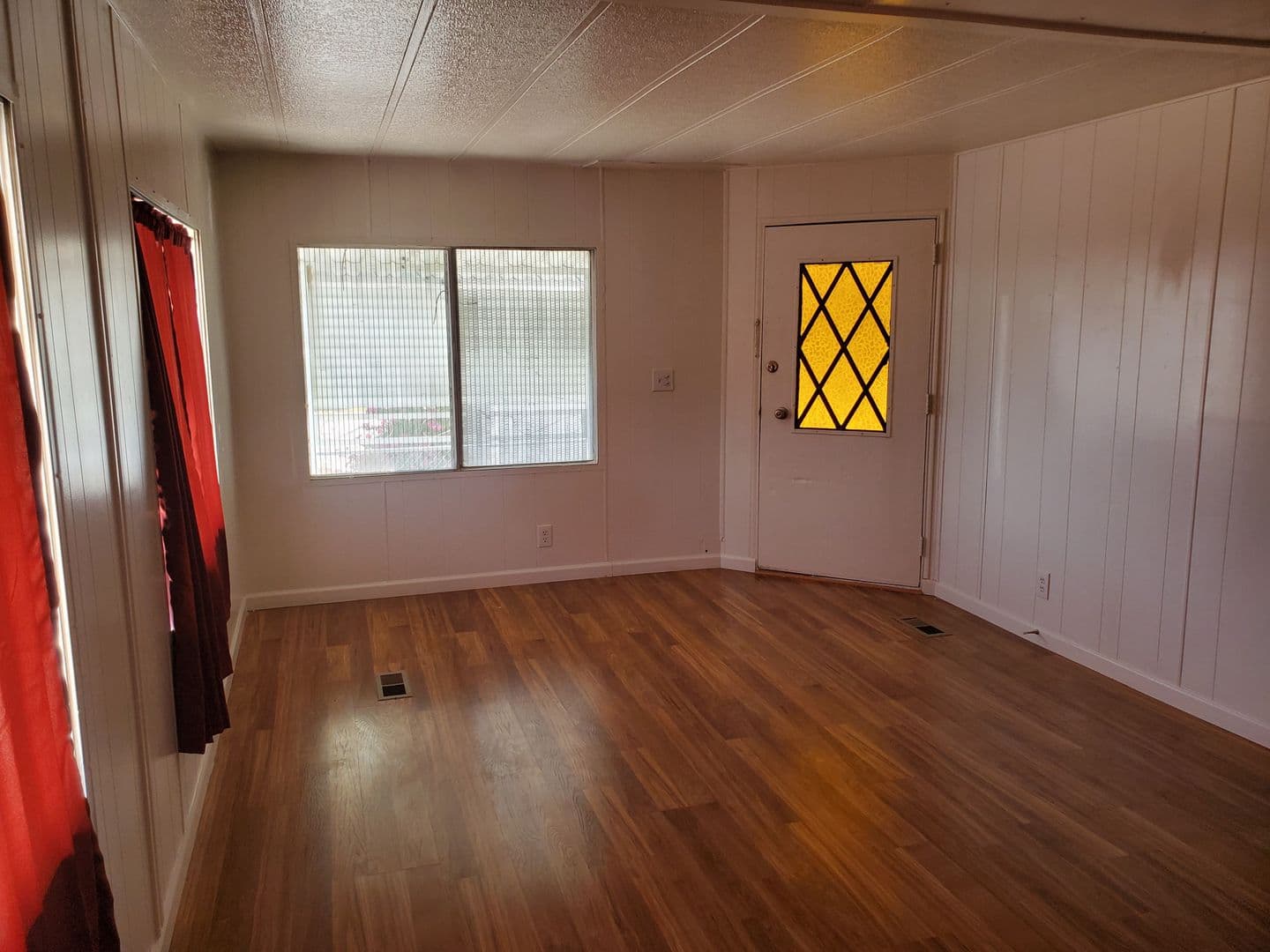 Bullhead City House: 1943 Merced
