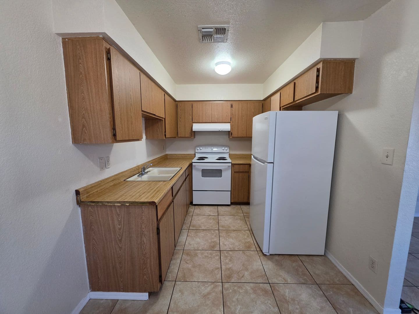 Bullhead City Apartment: 2181 Clearwater Dr