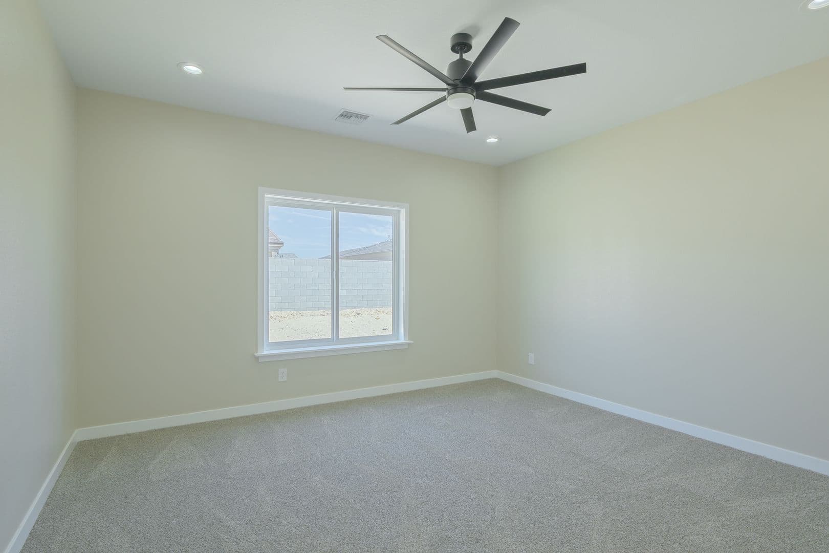 Fort Mohave House: 2213 Hayden