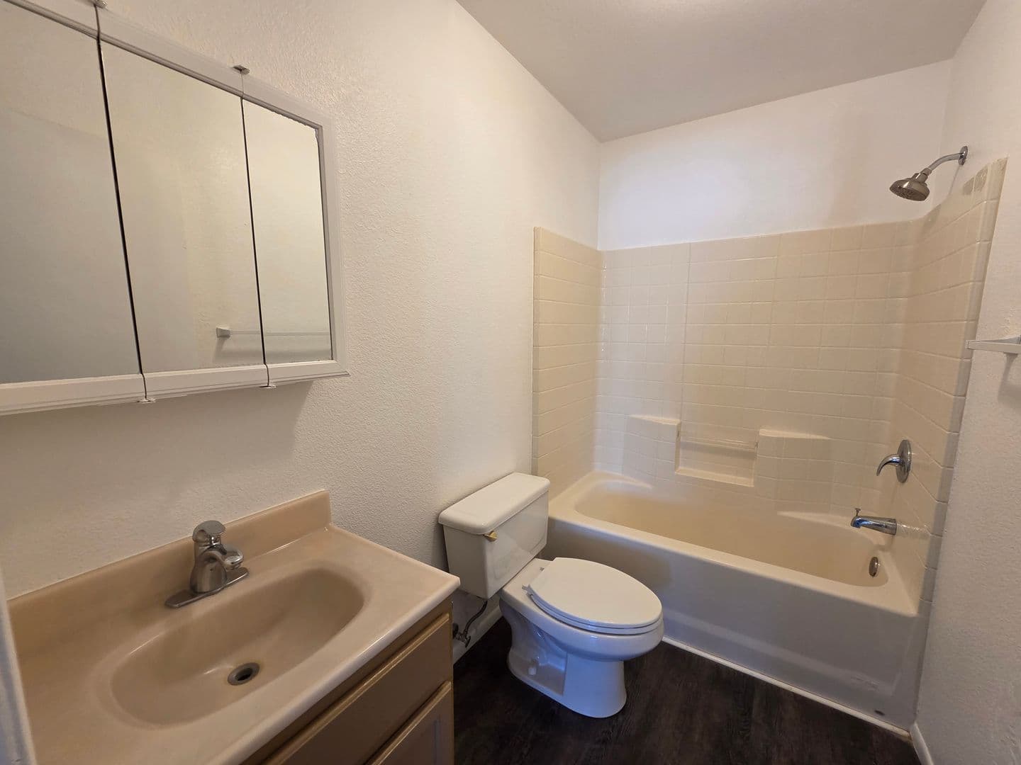 Bullhead City Apartment: 346 Rio Grande Ct