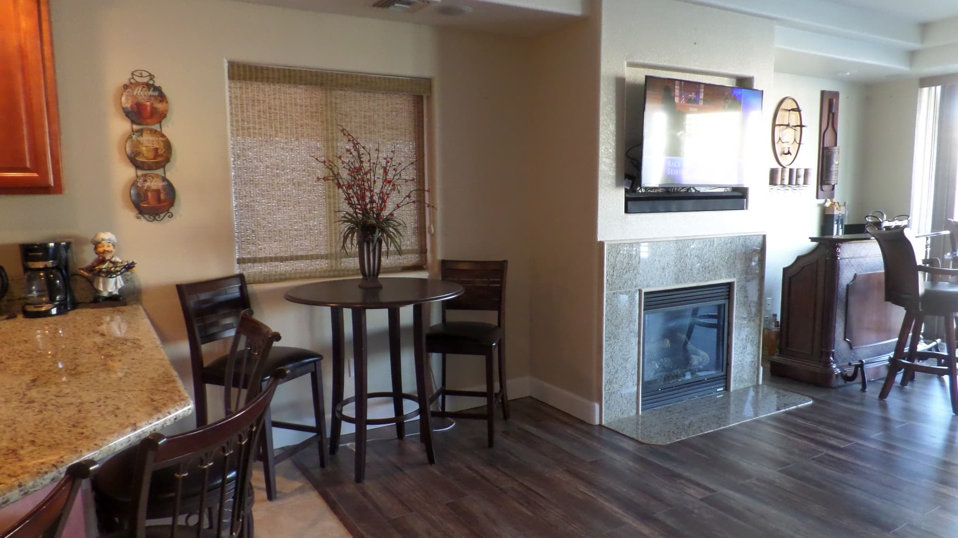 Bullhead City House: 211 Moser Ave