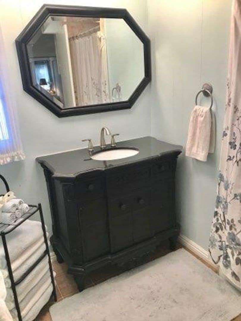 Bullhead City House: 1650 Arriba Drive