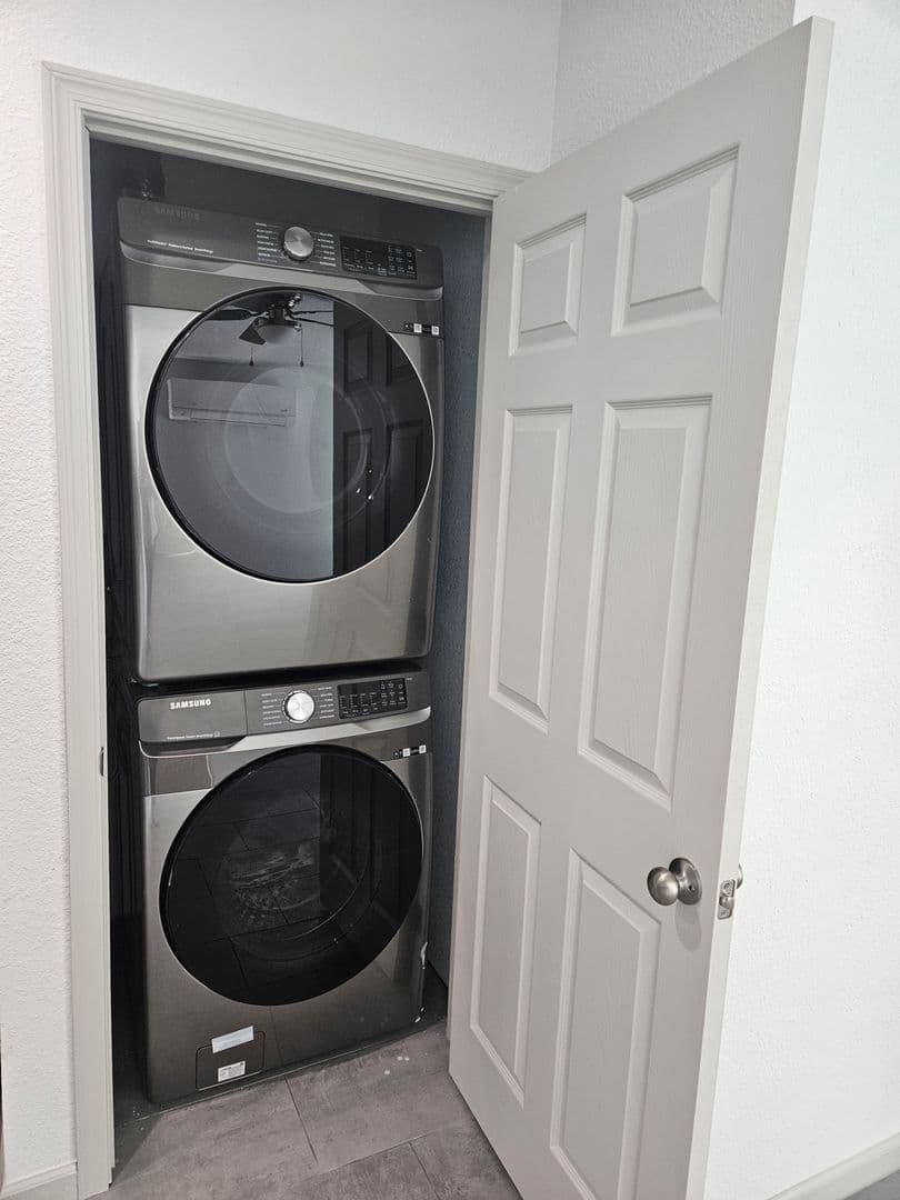 Bullhead City Apartment: 186 Palm Ave.