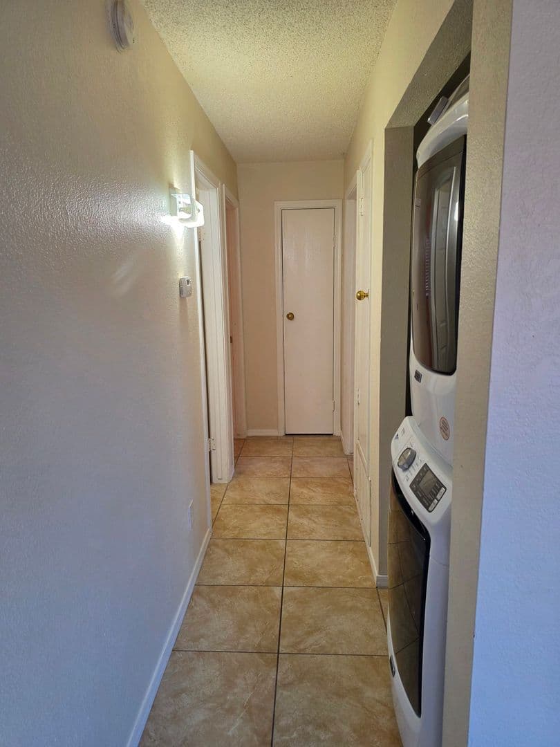 Bullhead City Apartment: 2181 Clearwater Dr