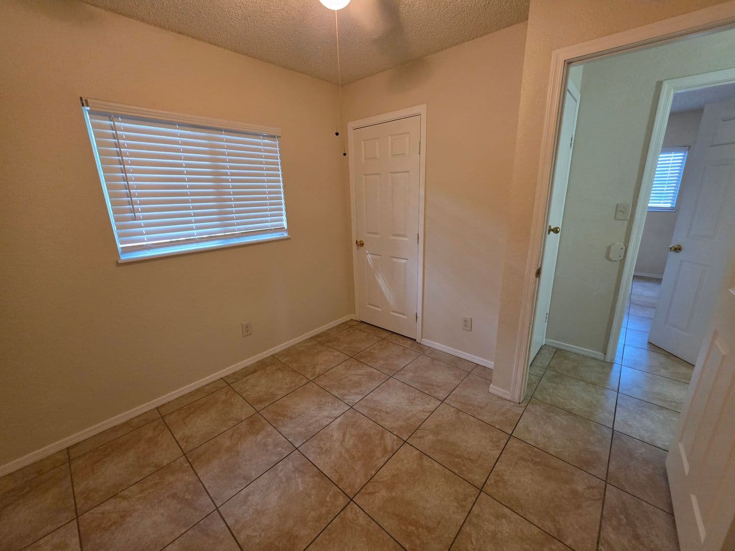 Bullhead City Apartment: 2181 Clearwater Dr