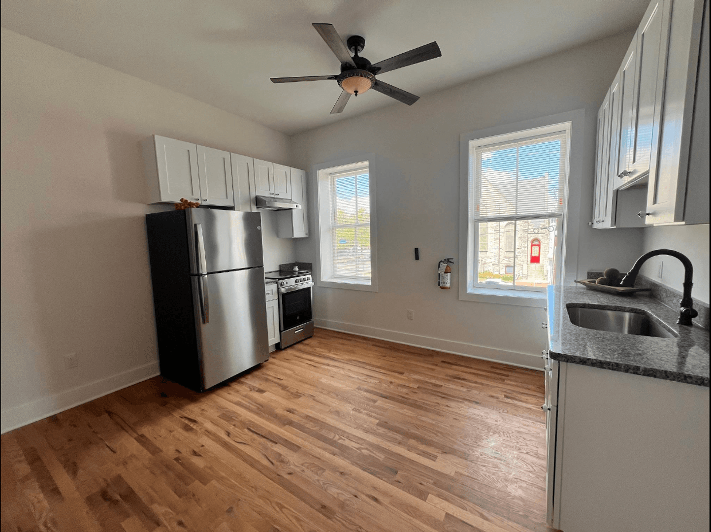 Burlington Apartment: 106 E Broad St - Apt 6