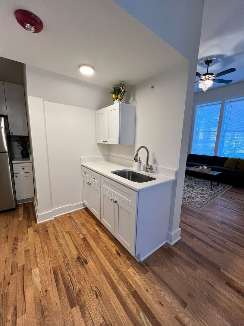 Burlington Apartment: 106 E Broad St
