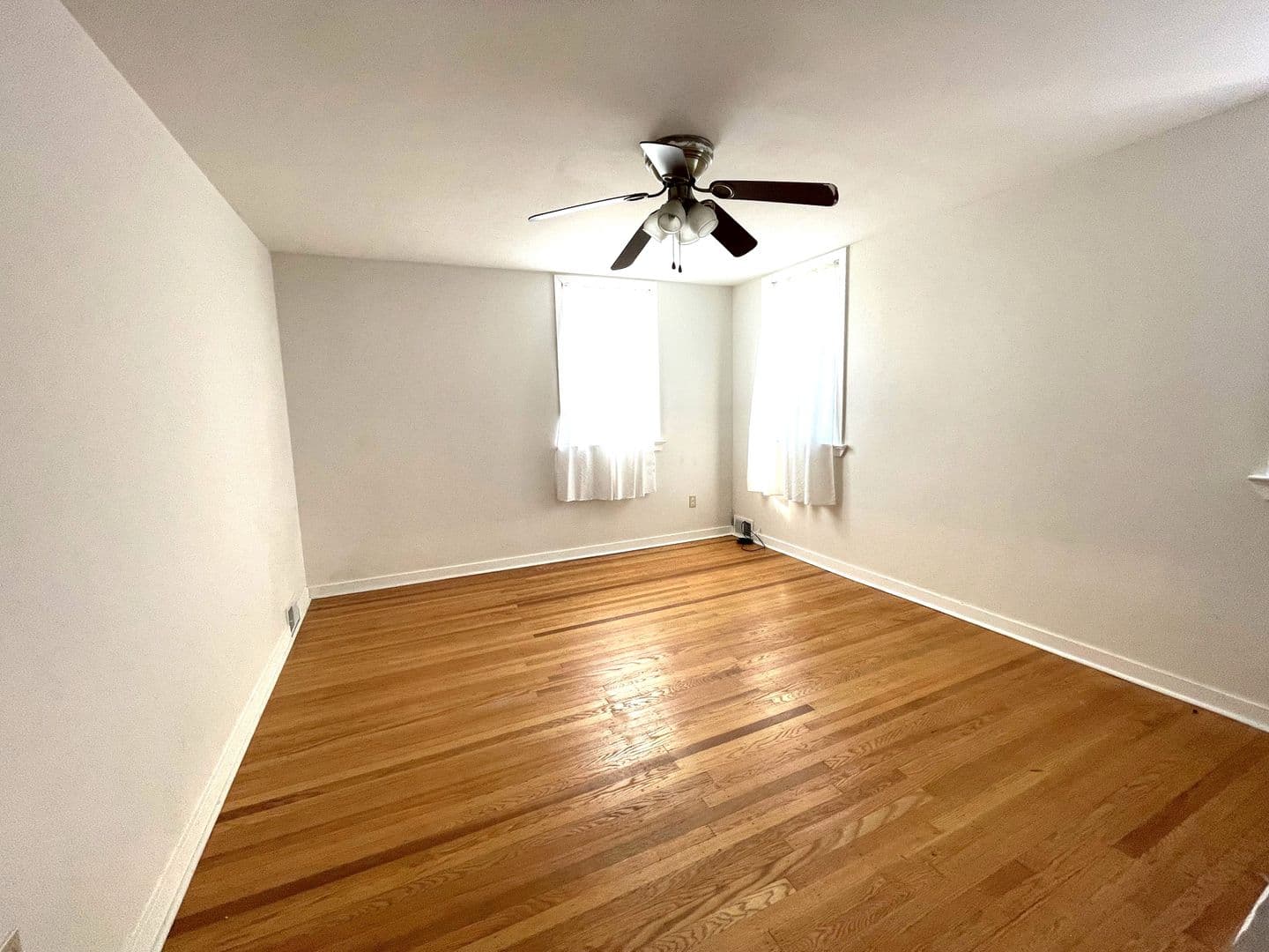 Pennsauken House: 4705 Camden Ave