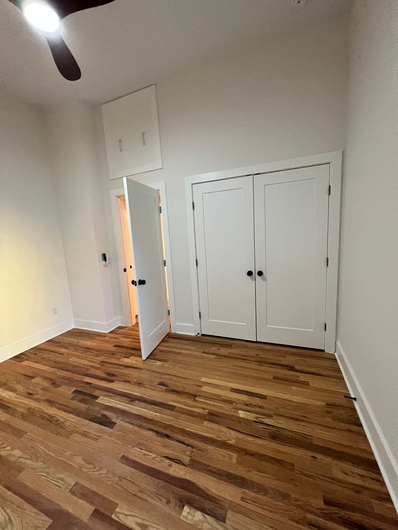 Burlington Apartment: 106 E Broad St - Apt 2