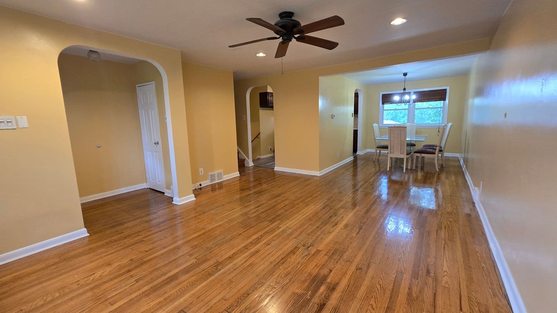 Pennsauken House: 5319 Frosthoffer Ave