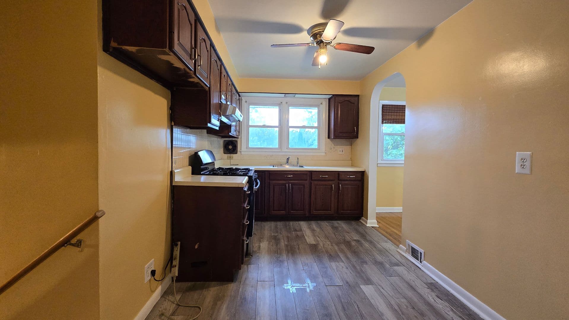 Pennsauken House: 5319 Frosthoffer Ave