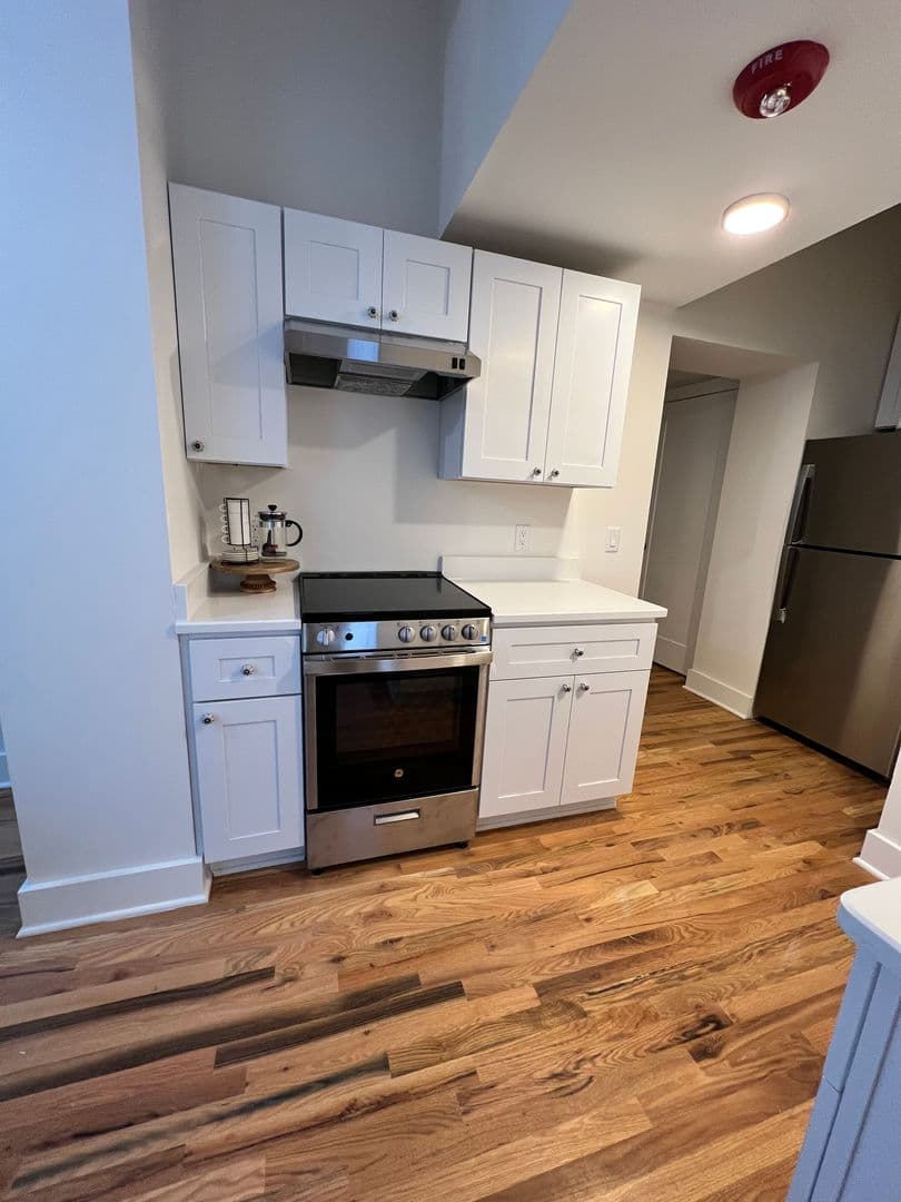Burlington Apartment: 106 E Broad St - Apt 2