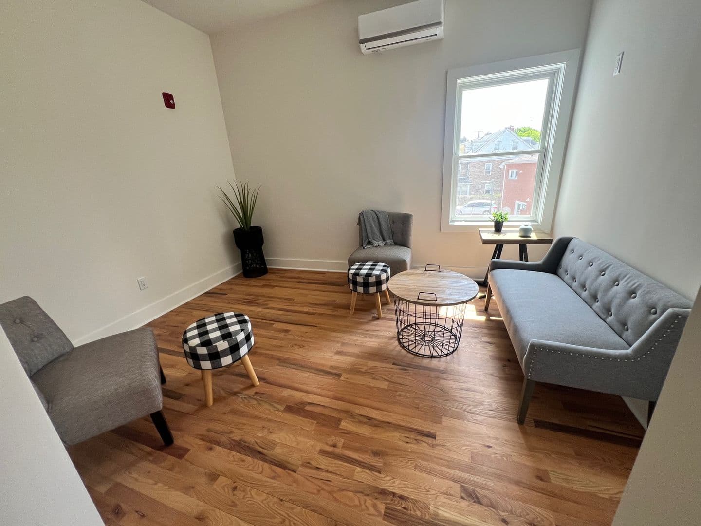 Burlington Apartment: 106 E Broad St - Apt 7