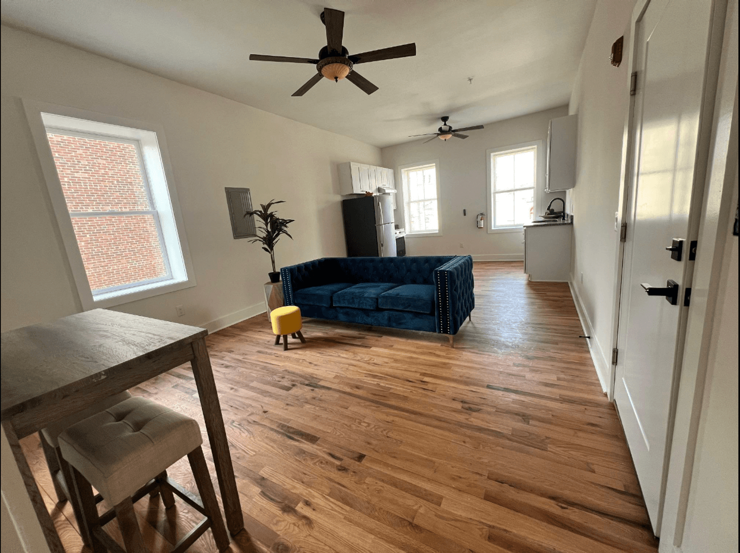 Burlington Apartment: 106 E Broad St - Apt 6