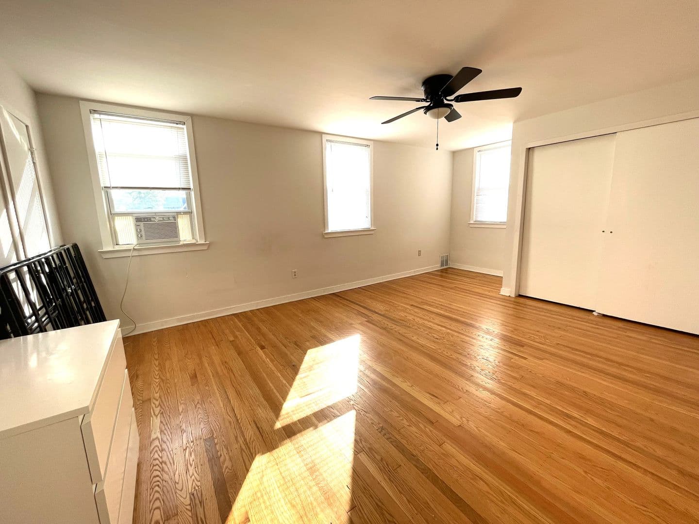 Pennsauken House: 4705 Camden Ave