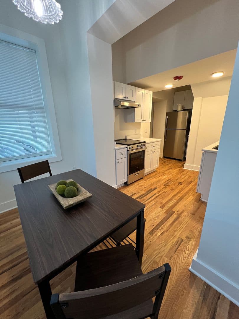 Burlington Apartment: 106 E Broad St - Apt 2