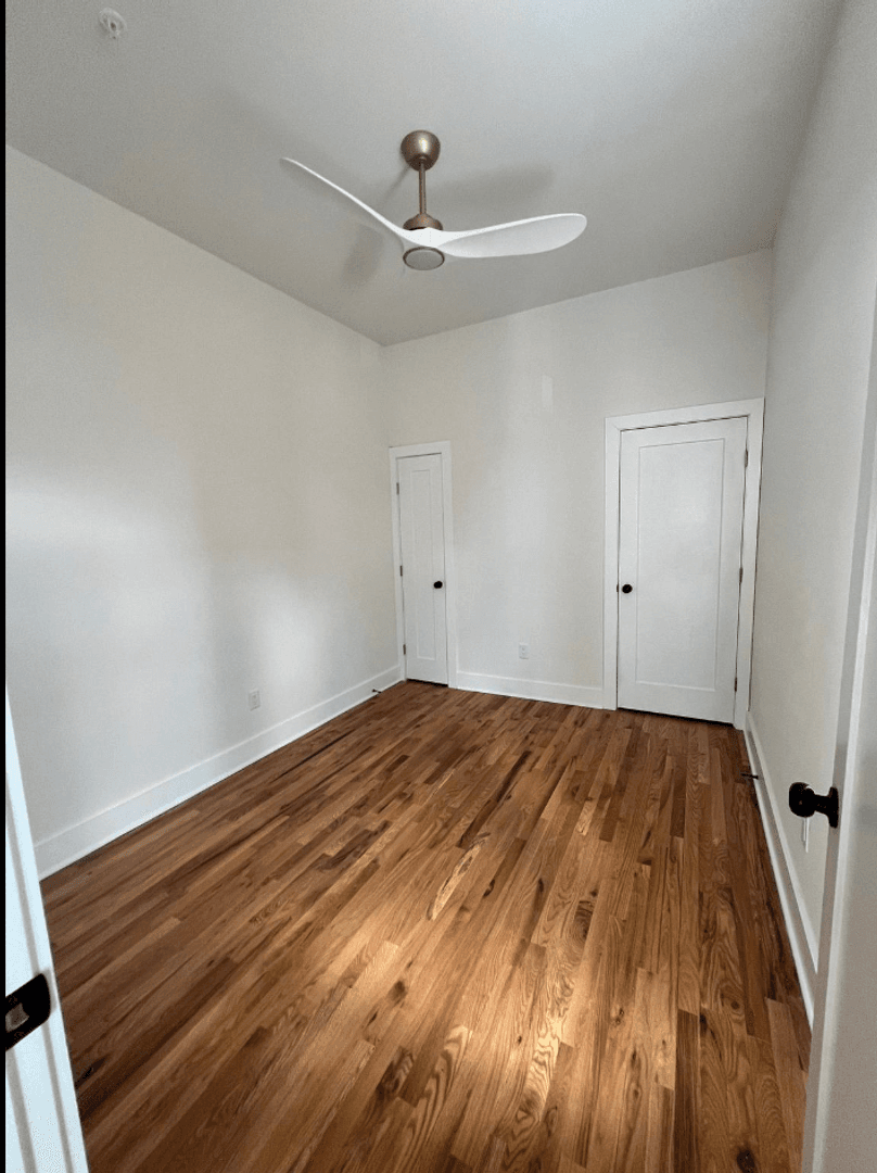 Burlington Apartment: 106 E Broad St - Apt 6