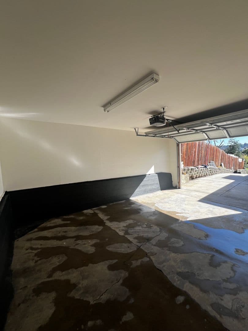 Vallejo Apartment: 814 Benicia Road