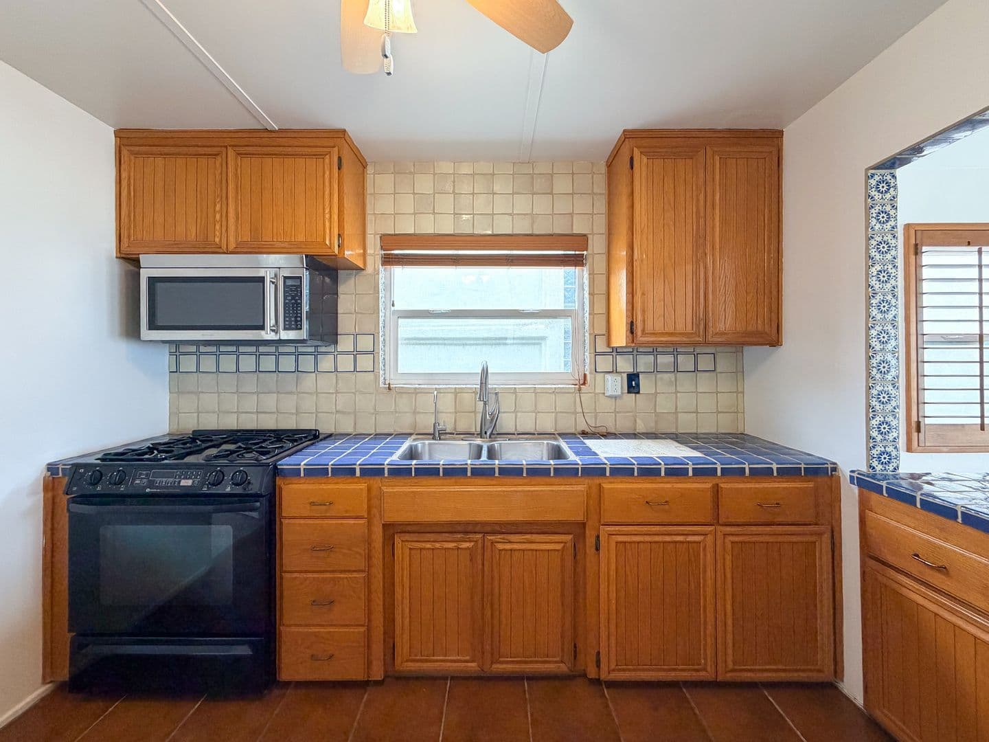 Oxnard Apartment: 4027-4029 Ocean Drive