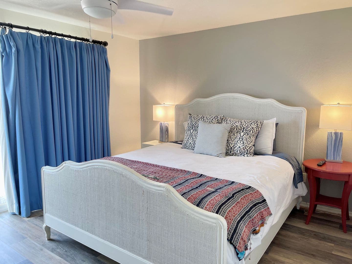 Oxnard House: 4025 Ocean Drive