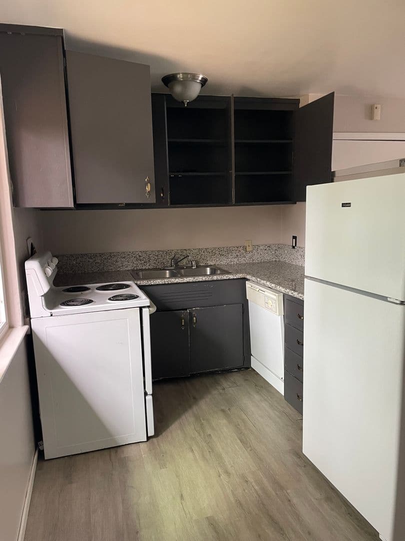 Sacramento Apartment: 4621 El Camino Ave
