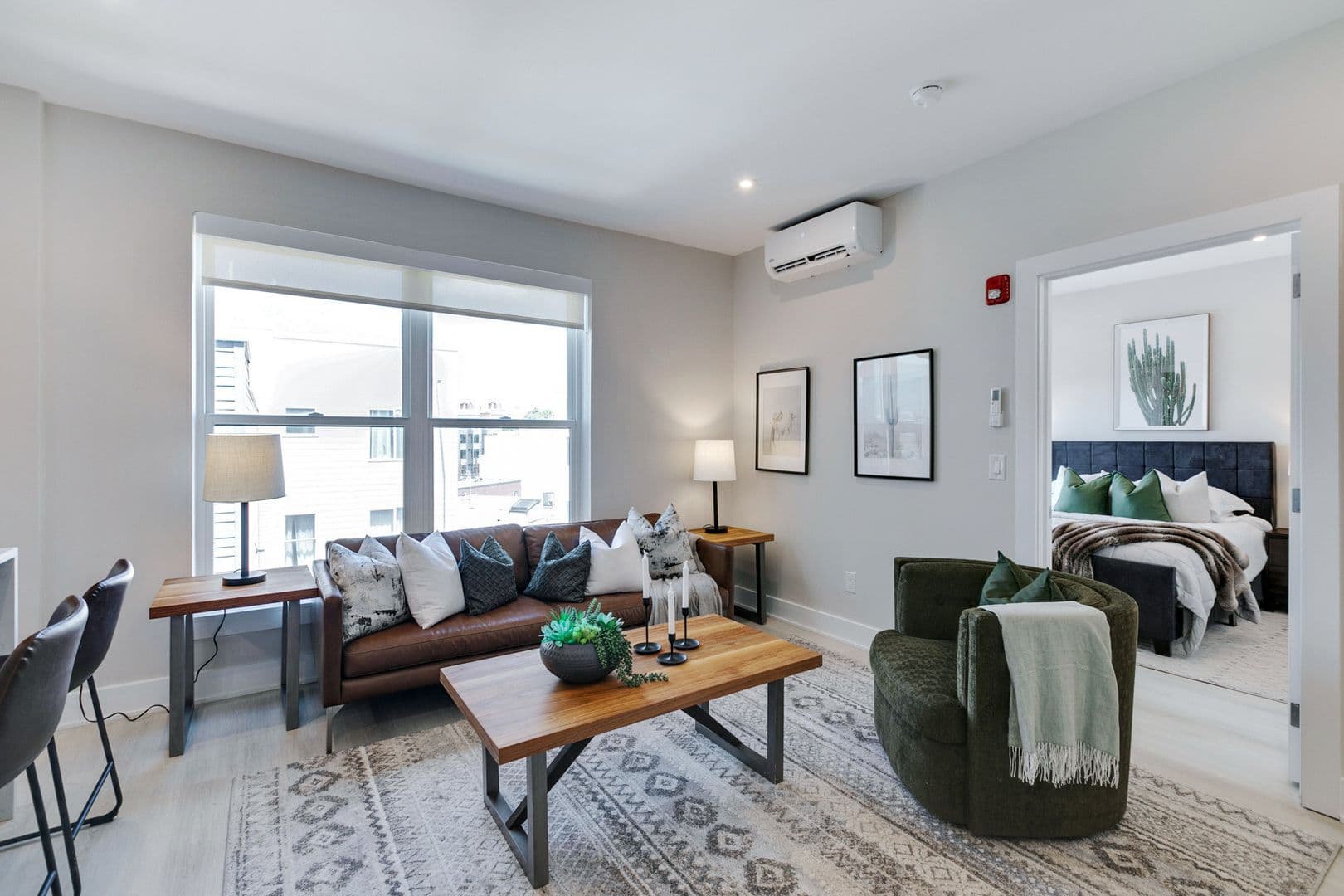 Philadelphia Apartment: 1533-1535 Ridge Avenue
