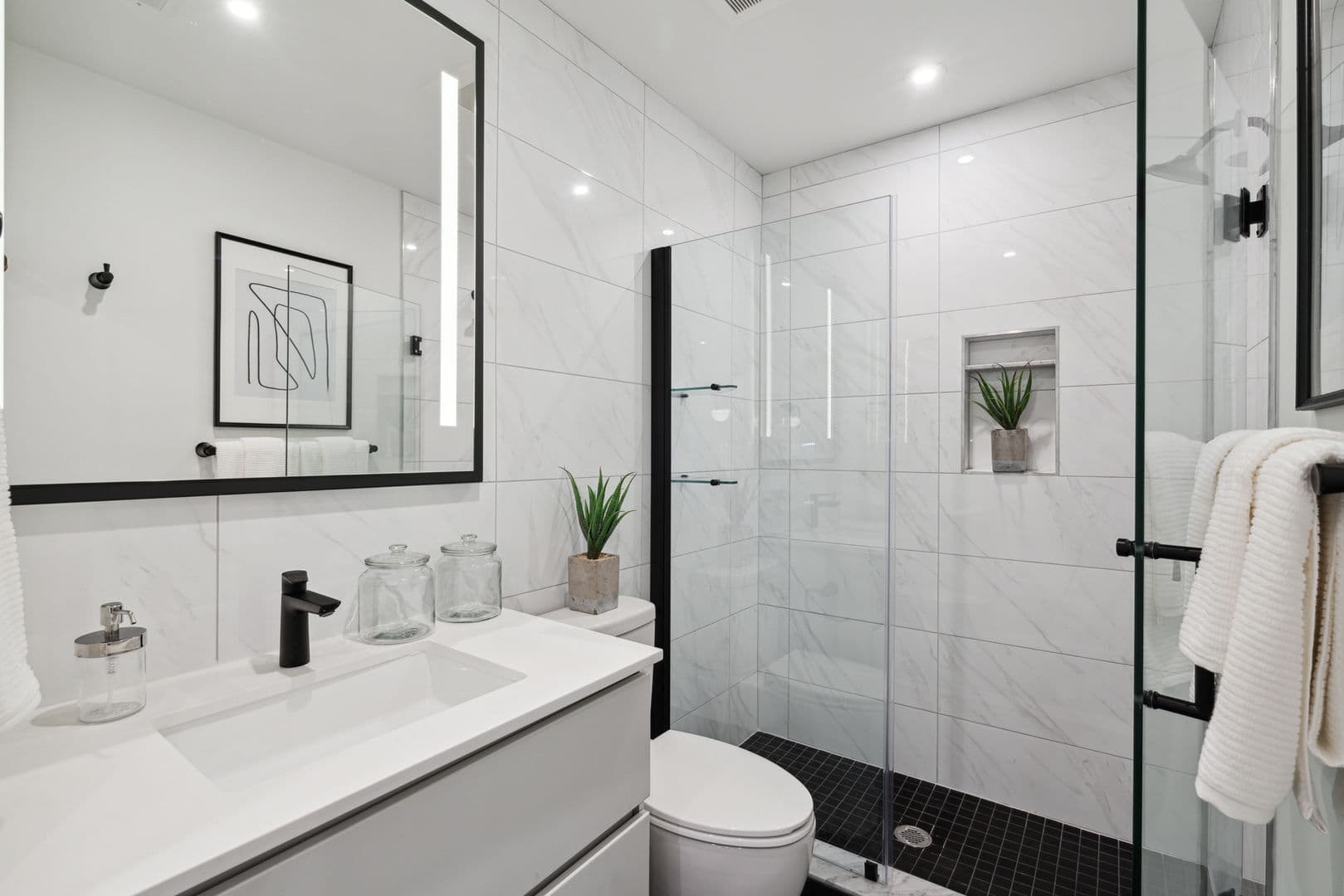 Philadelphia Apartment: 2400 Frankford Ave