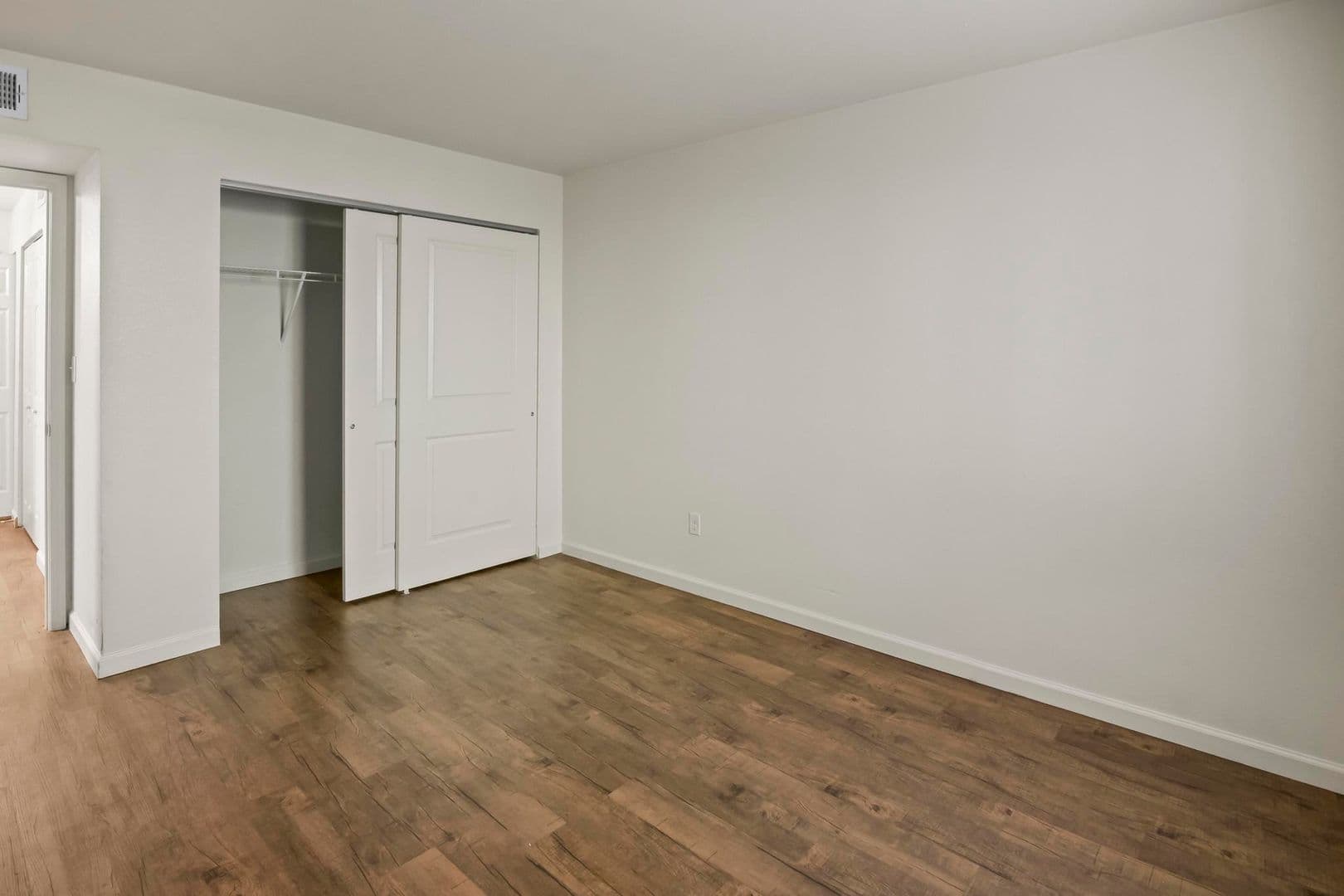 St Ann Apartment: 11120 Graben Dr, Apt D