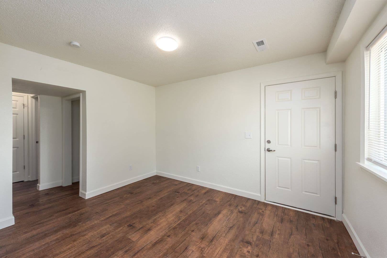 Collinsville Apartment: 1003 S Morrison Ave